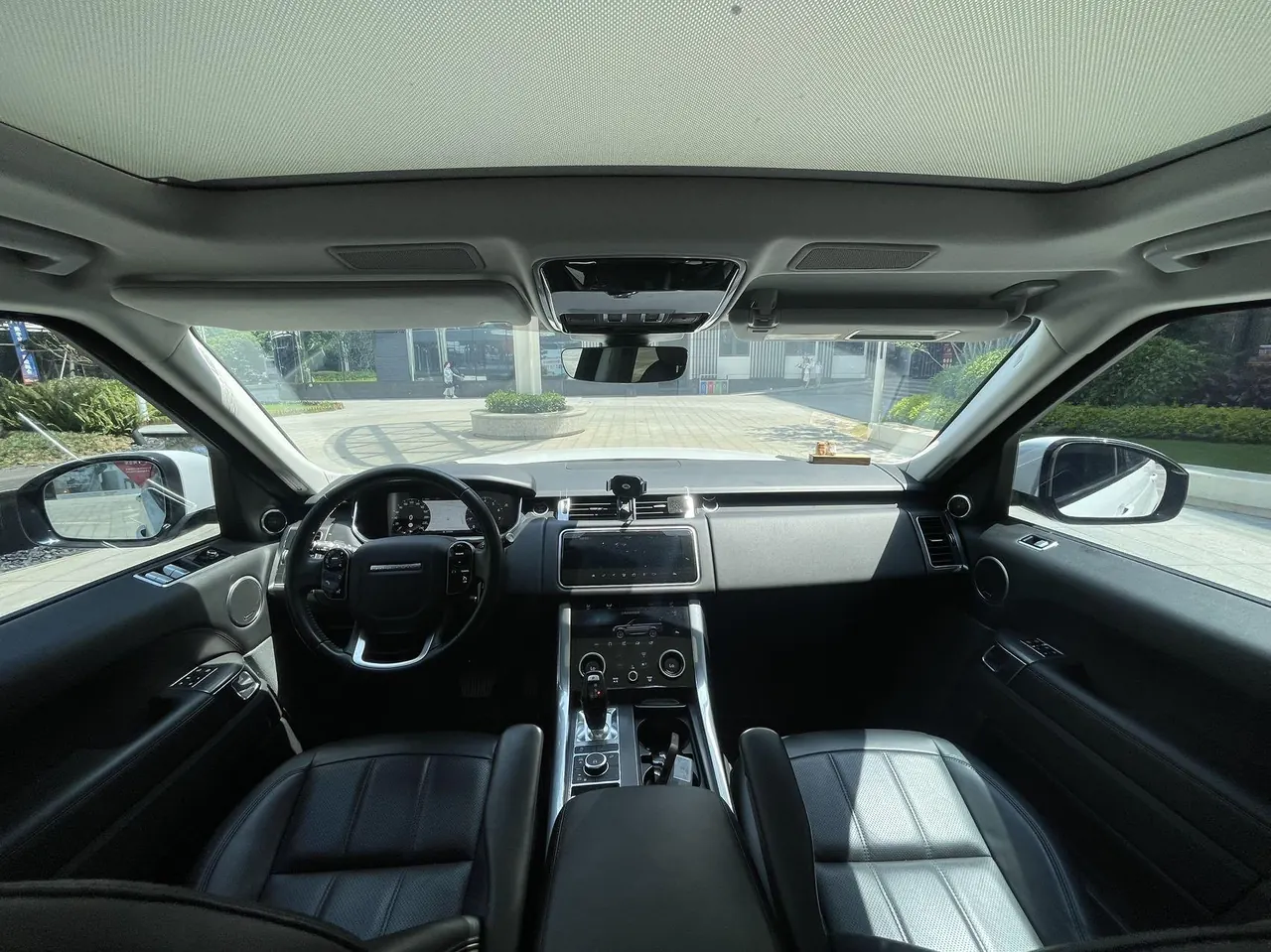 Land Rover Range Rover Sport (Imported) 2021 Range Rover Sport 48V 3.0T L6 SE Automatic Gear 8
