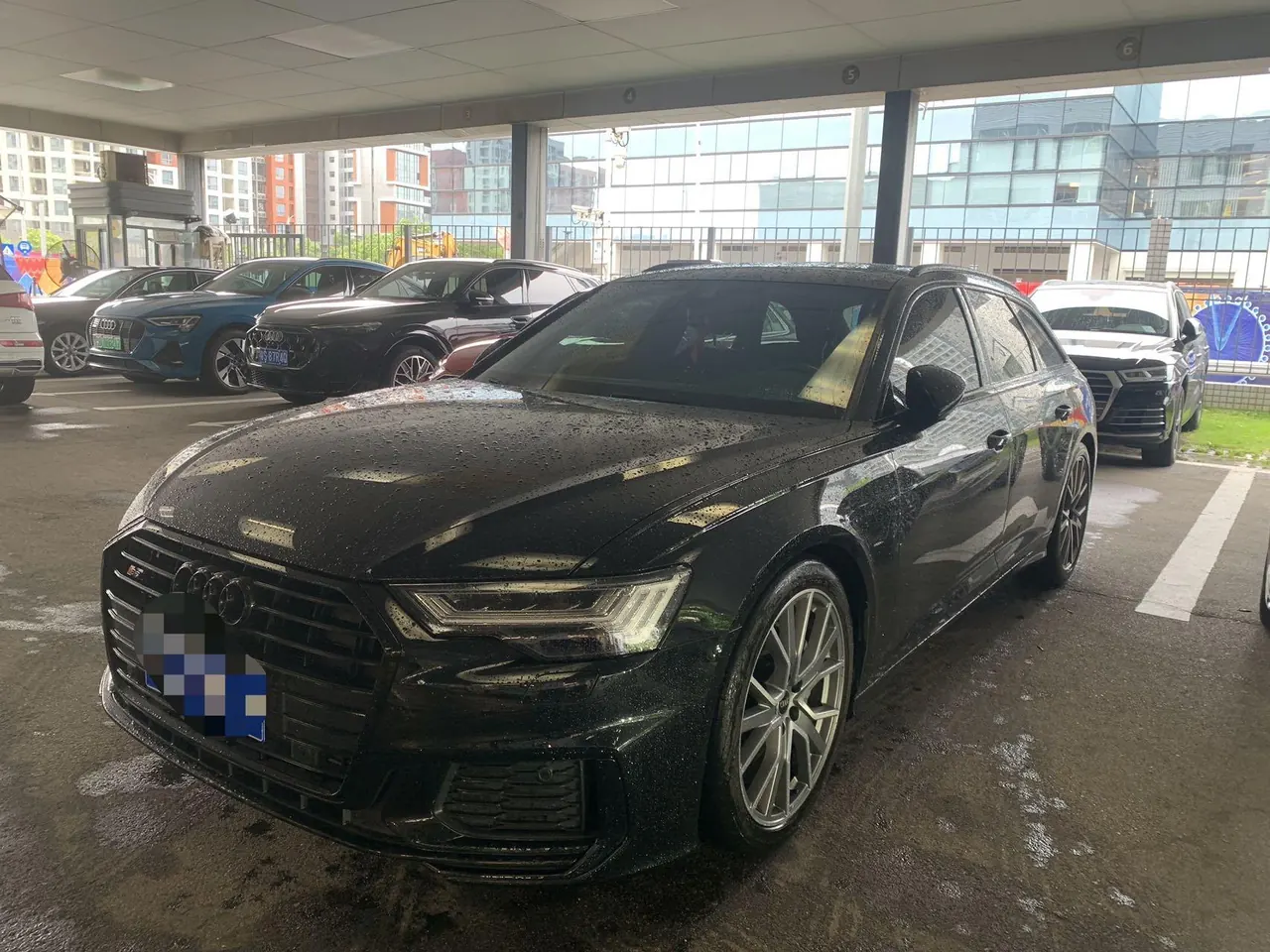 Audi A6 (Imported) 2022 A6 Avant 2.0TFSI 45TFSI Pioneer Selected Dynamic Automatic Gear - View 1