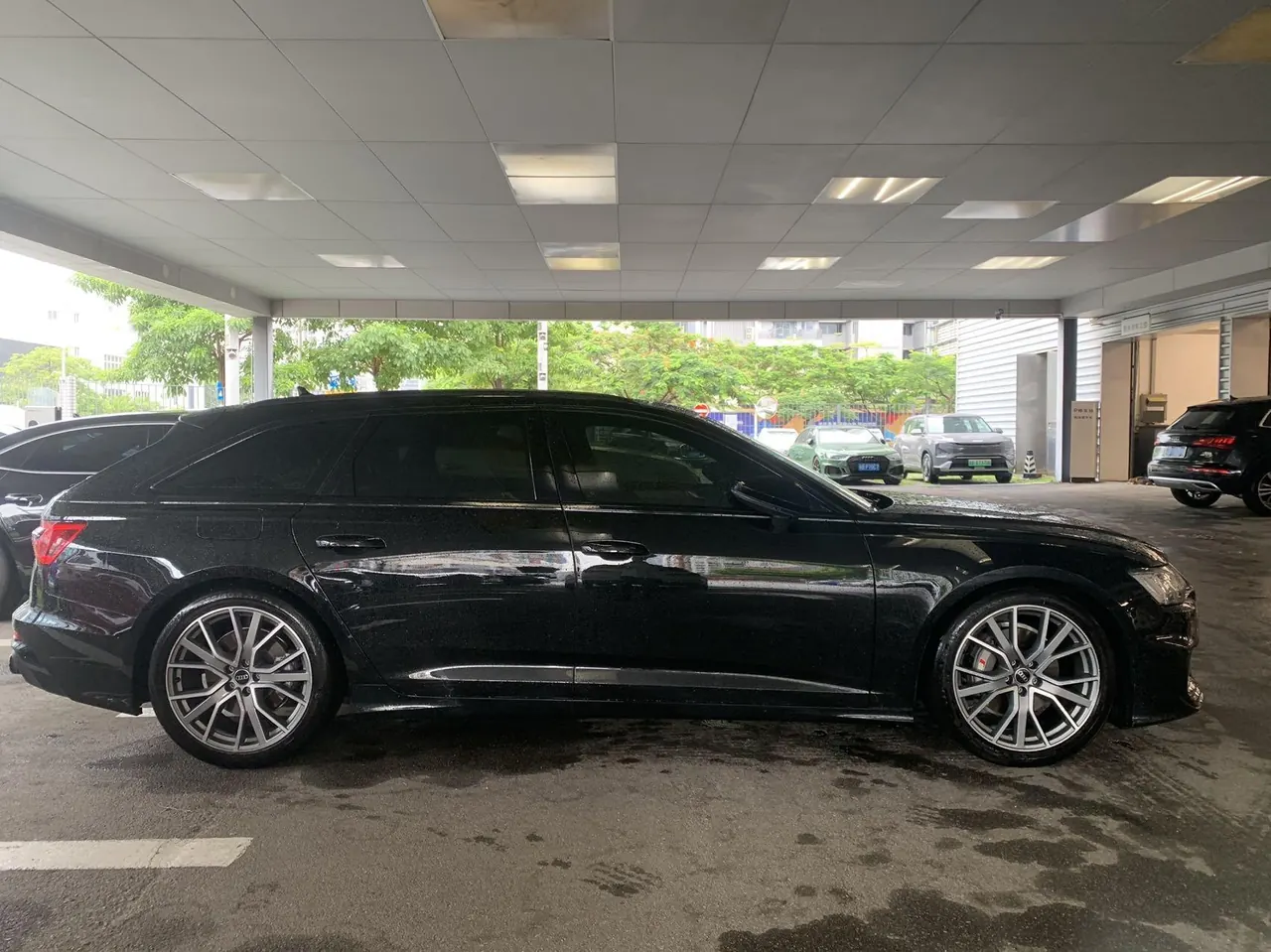 Audi A6 (Imported) 2022 A6 Avant 2.0TFSI 45TFSI Pioneer Selected Dynamic Automatic Gear 5