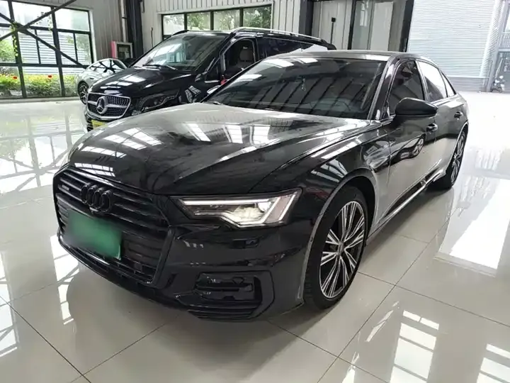 Audi A6L 2025 model changed to 45 TFSI quattro dynamic model - View 1