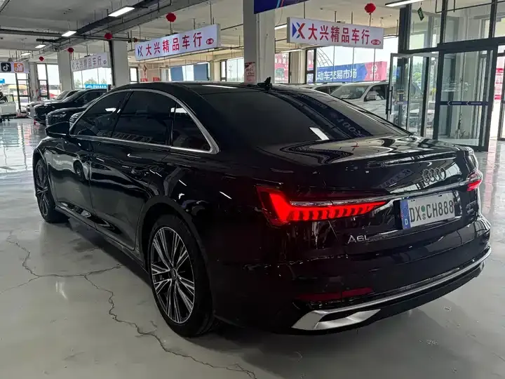 Audi A6L 2025 45 TFSI quattro Selected Dynamic Type 6
