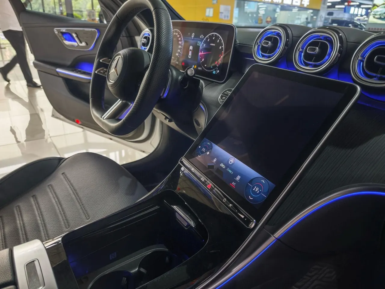 Mercedes Benz Class C 2023 C 260 L 48V 1.5T Sports Edition Automatic Gear 7