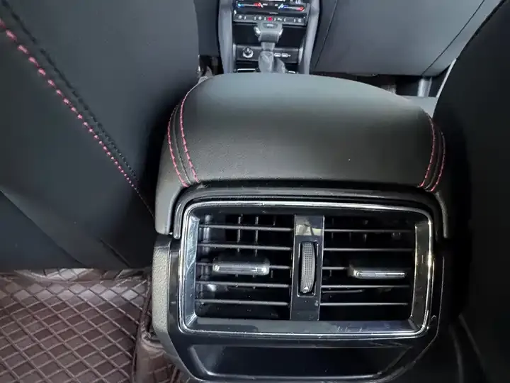Karoq 2023 TSI280 Prestige Edition 12