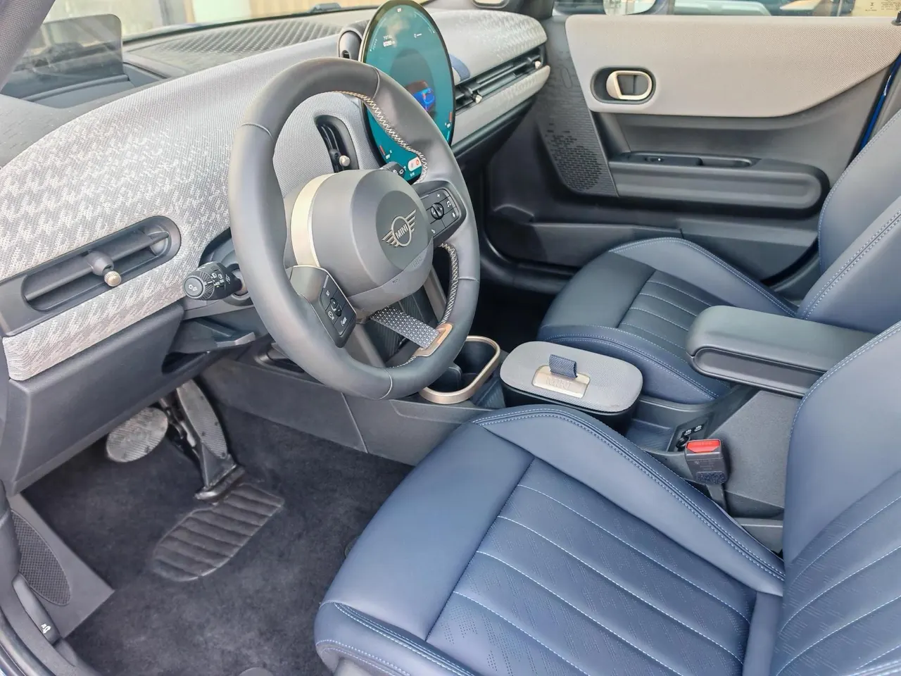 MINI Mini 5-Door (Imported) 2025 Mini Cooper S 2.0T Artist Automatic Gear 5