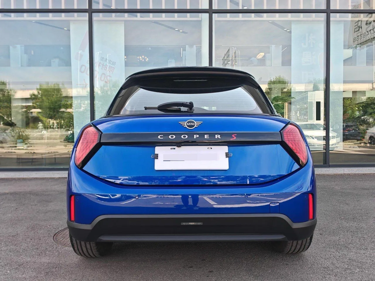 MINI Mini 5-Door (Imported) 2025 Mini Cooper S 2.0T Artist Automatic Gear 9