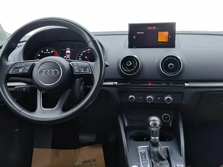 Audi A3 2020 model change Limousine 35 TFSI aggressive country VI 12