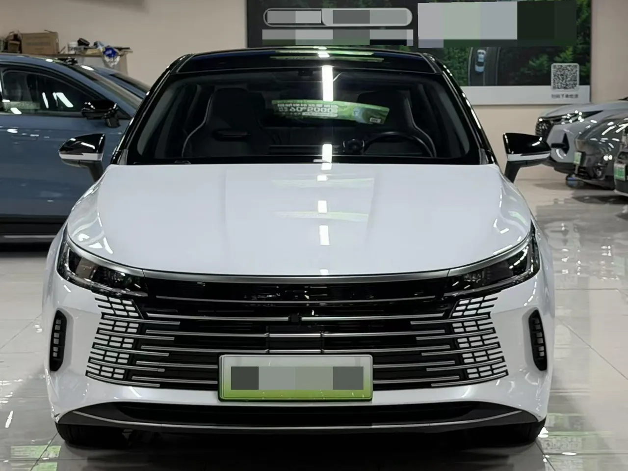 BYD 2024 destroyer 05 DM-i 1.5 stepless glory version 55KM luxury automatic gear 2