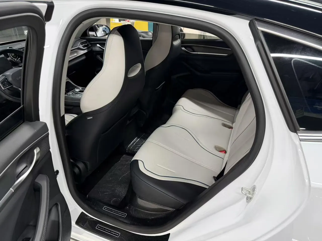 BYD 2024 destroyer 05 DM-i 1.5 stepless glory version 55KM luxury automatic gear 6