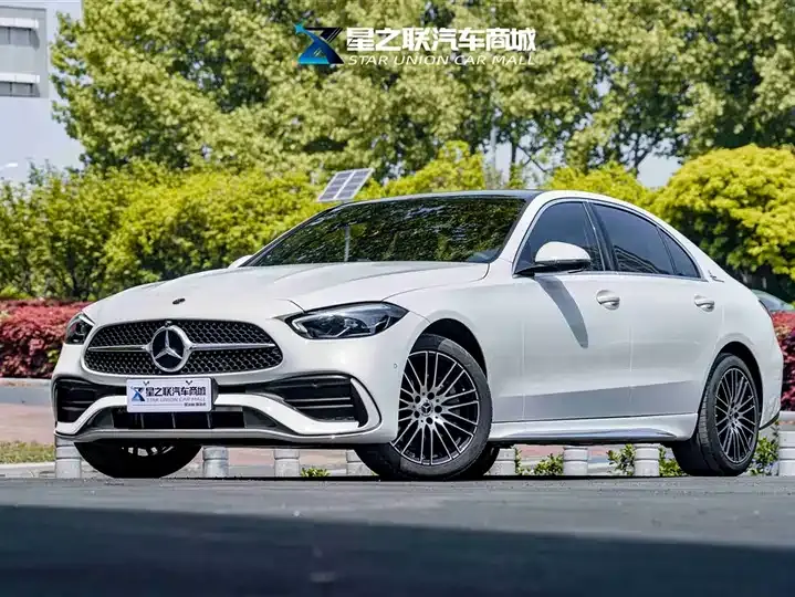 Mercedes Benz Class C 2025 to C 260 L Sports Edition - View 1