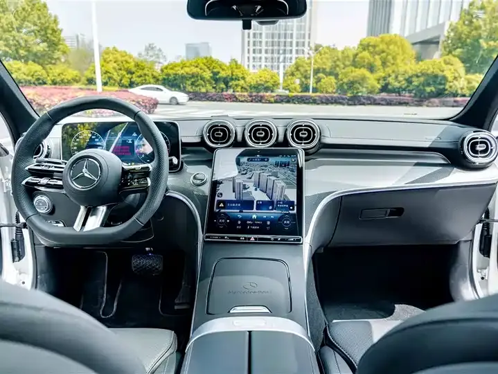 Mercedes Benz Class C 2025 to C 260 L Sports Edition 10