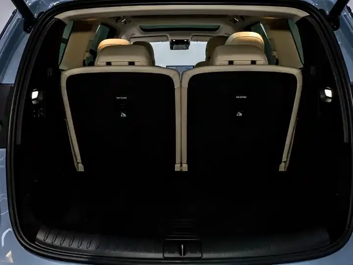 Li i8 2025 Standard Edition 10