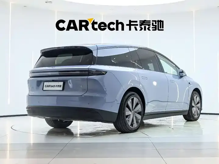 Li i8 2025 Standard Edition 4