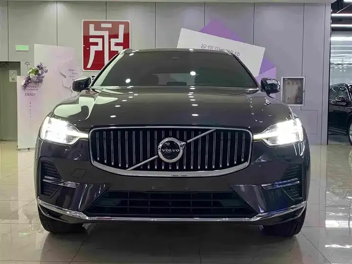 Volvo XC60 2022 B5 4-wheel-drive Zhiyi Deluxe Edition 2