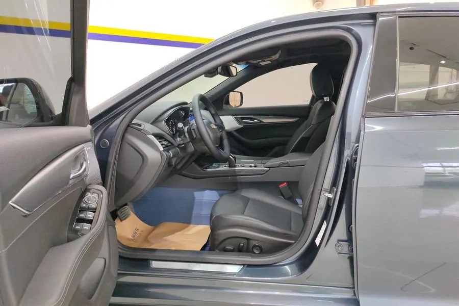 Cadillac 2021 CT5 2.0T 28T luxury automatic gear 4