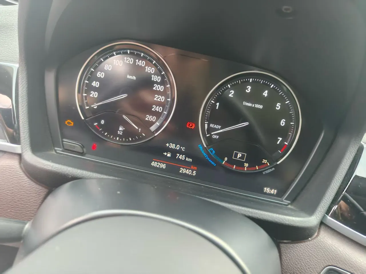 BMW 2022 X1 sDrive20Li 1.5T exclusive automatic gear 4