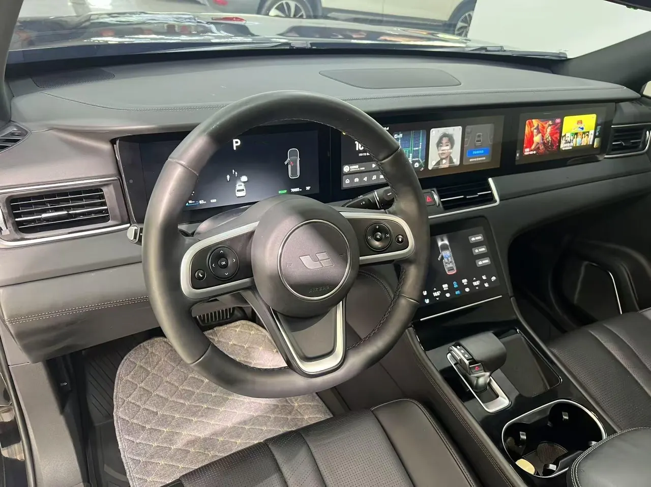 Li 2020 ONE 1.2T extended range 6-seat automatic gear 4