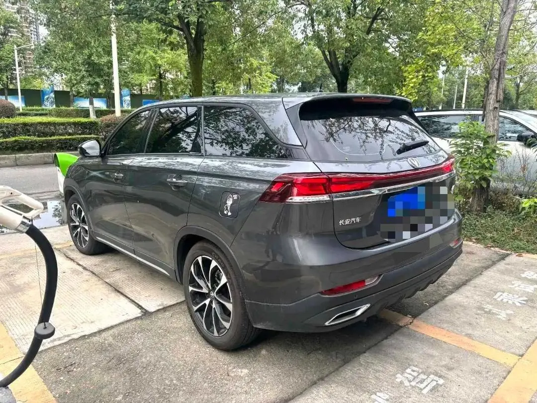 ChangAn 2024 X7 PLUS 1.5T Honorable 7-seat Automatic Gear 2