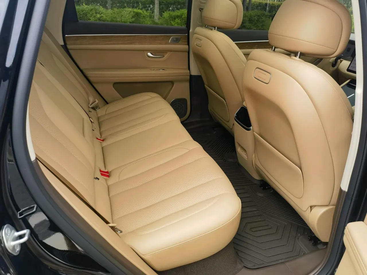 AITO 2024 AITO M7 Smart Drive Rear Drive Pro Edition 5-seat Automatic Gear 5