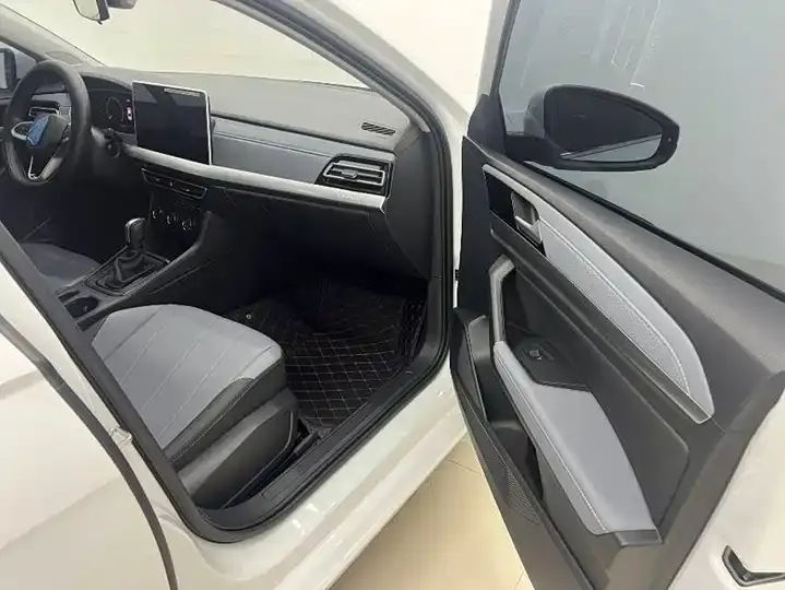 Langyi 2024 1.5L Automatic 5 Million Edition 9
