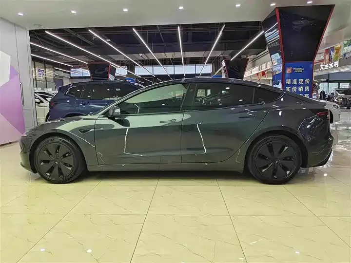 Model 3 2023 rear-wheel drive version 7