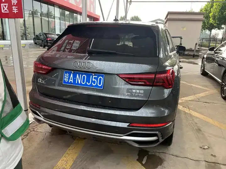 Audi Q3 2023 35 TFSI Fashion Dynamic (1.4T) 12