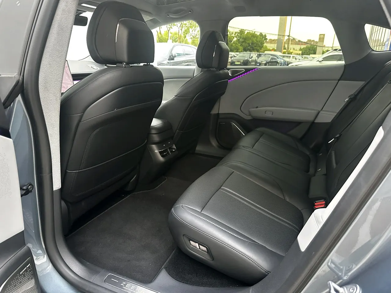 Zeekr 2025 Zeekr 007 Long Endurance Rear Drive Smart Driving Edition 100kWh Automatic Transmission 5