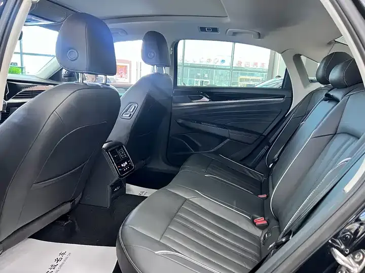 Passat 2022 330TSI Elite Edition 5