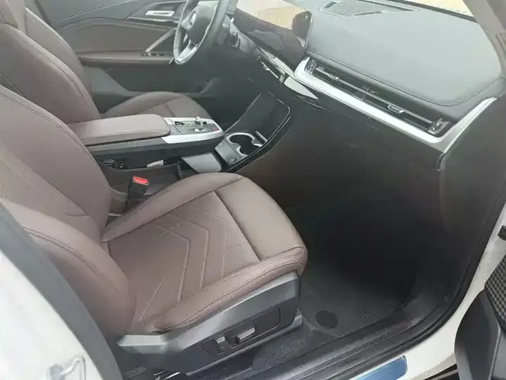 BMW X1 2025 sDrive25Li X Design Set 7