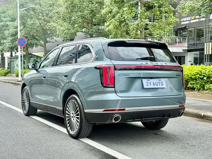 Jetour X70L 2026 2.0TD automatic flagship 7 seats 4