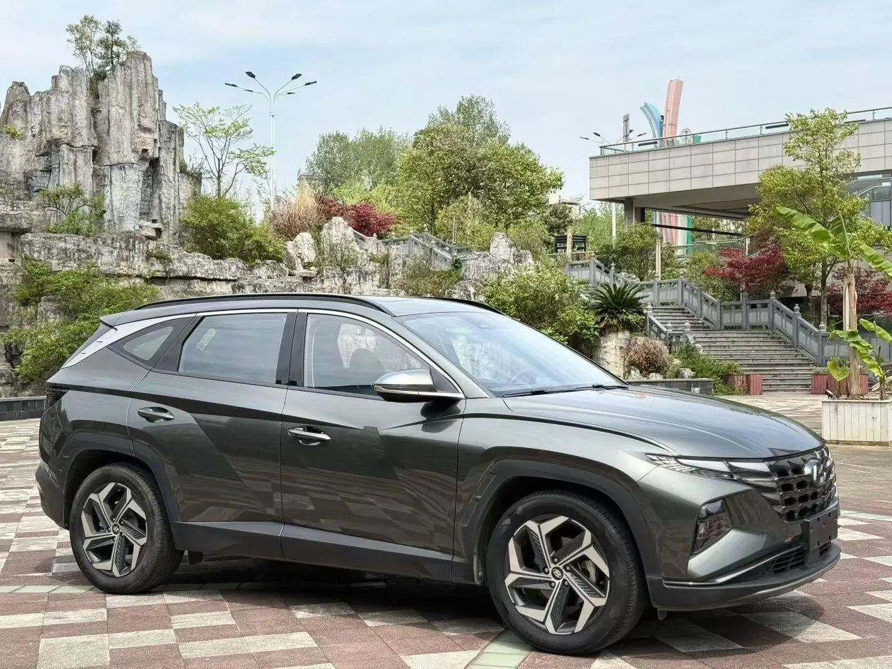 Hyundai 2021 Tousheng L 1.5T LUX Premium Edition Automatic Gear 5
