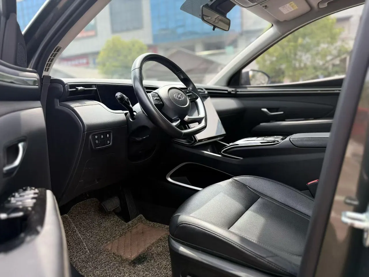 Hyundai 2021 Tousheng L 1.5T LUX Premium Edition Automatic Gear 6
