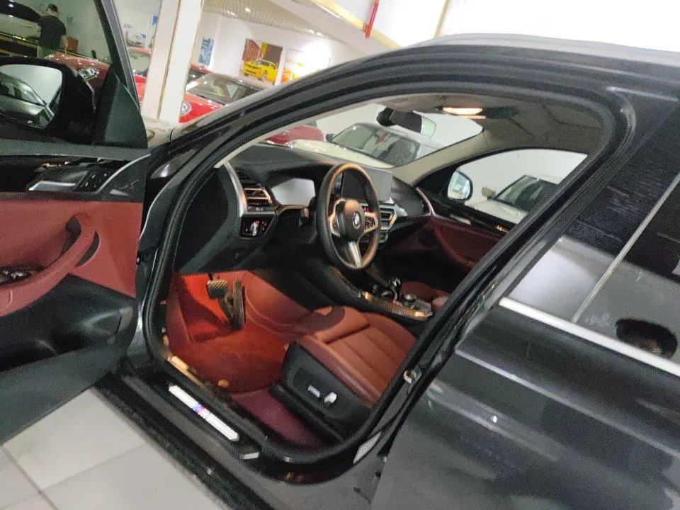 BMW 2022 X3 xDrive25i 2.0T M sports suit (changed) automatic gear 3
