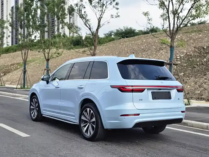 Li ONE 2020 extended 6-seat version 6