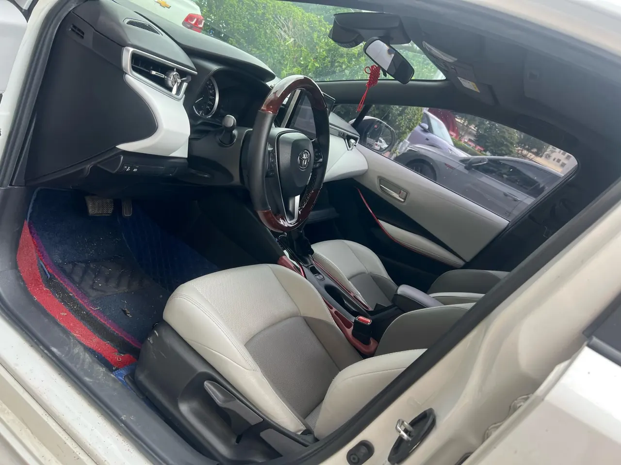 Toyota 2021 Lei Ling 1.2T Stepless 185T Sports Edition Automatic Gear 6