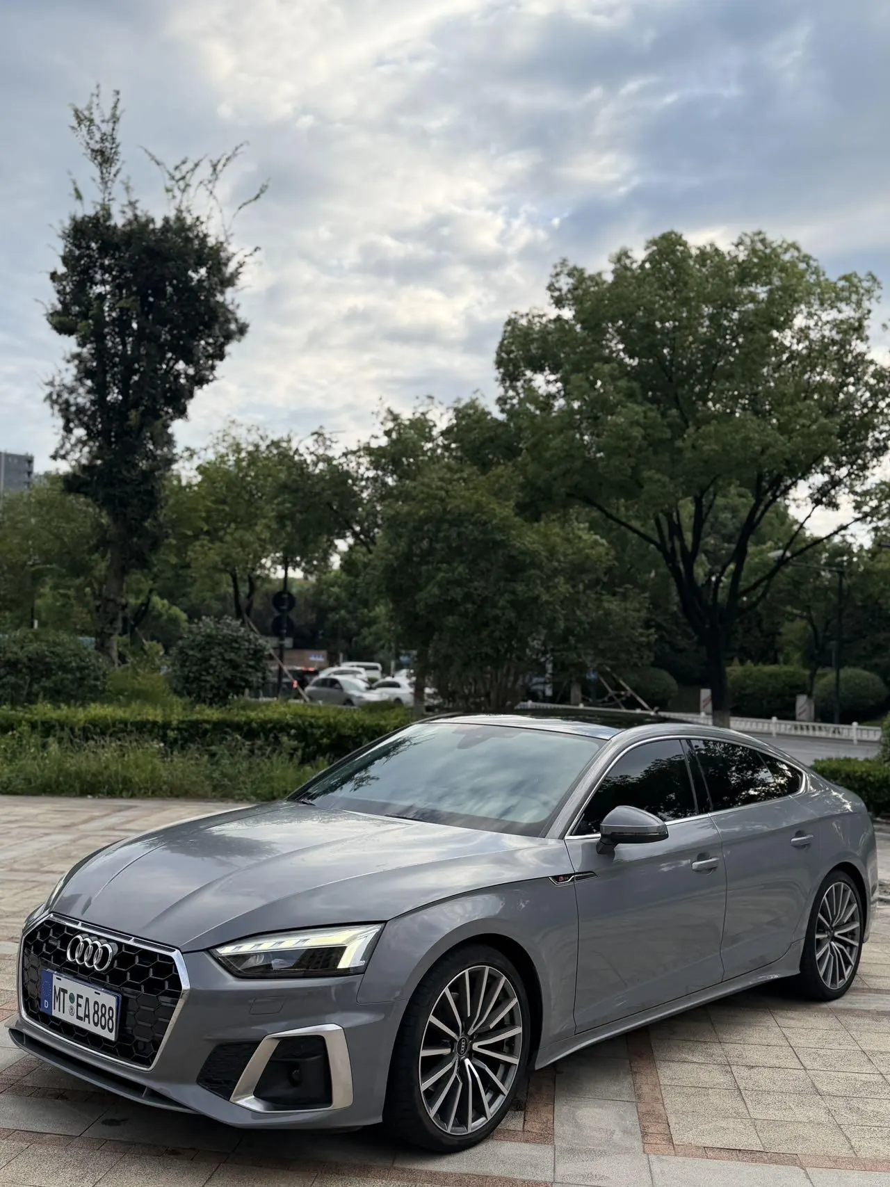 Открыть галерею: Audi A5 (Imported) 2021 A5 Sportback 2.0TFSI 40TFSI Quattro Luxury Smart Elegant Automatic Gear