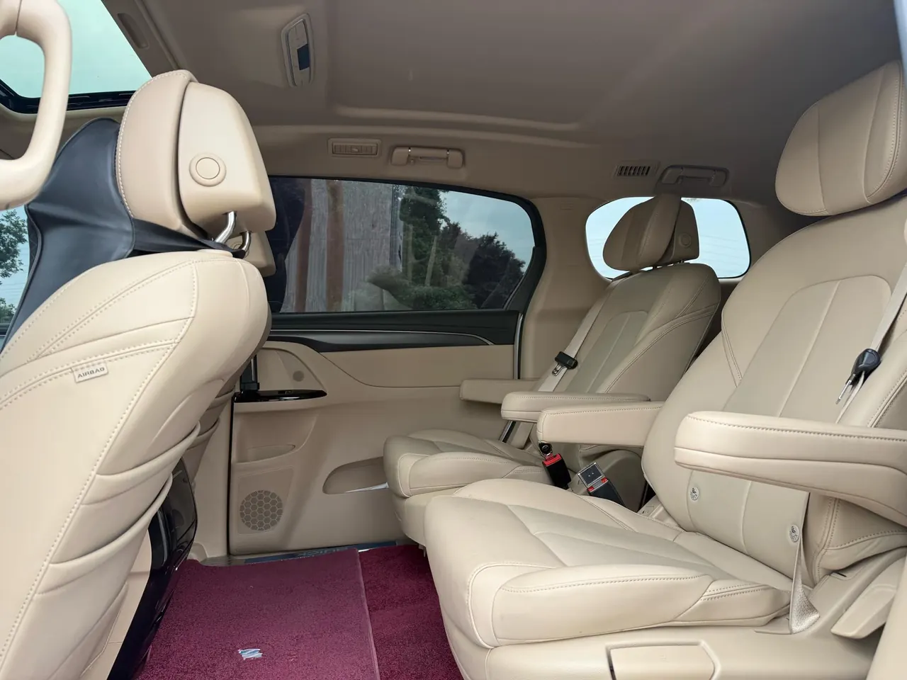 Buick 2025 GL8 Lu Shang 1.5T First Edition 7-seat Automatic Gear 6