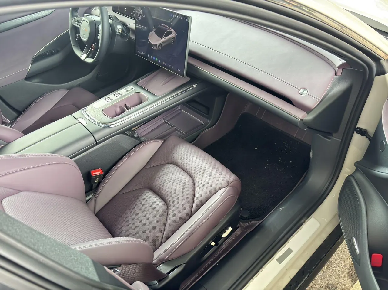 MI 2024 SU 7 830km Rear Drive Ultra Long Endurance High-end Smart Drive Pro Edition Automatic Gear 5