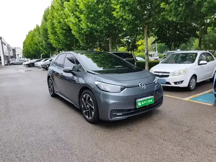 Volkswagen ID. 3 2023 Model Upgraded Pure Smart Edition 4