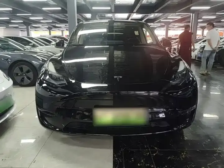 Model Y 2024 long-range all-wheel drive 3