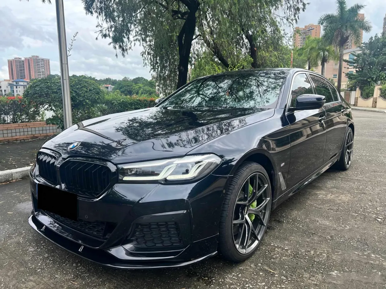 BMW 5 Series 2022 525Li 2.0T M Sports Suit (Change 2) Automatic Gear - View 1