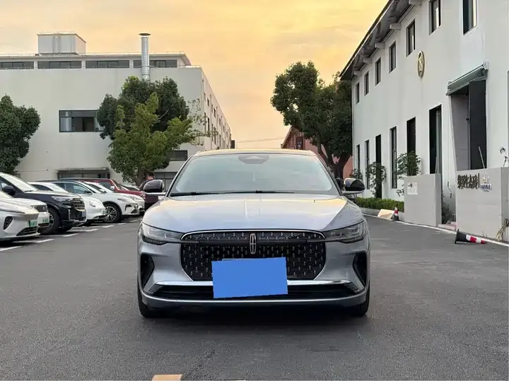 Lincoln Z 2024 2.0T Zunshang Edition 2
