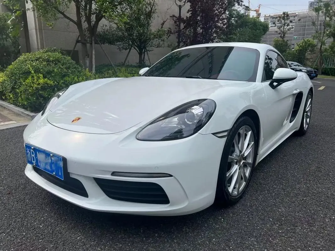 Porsche 718 (Imported) 2022 718 Carman 2.0T Automatic - View 1