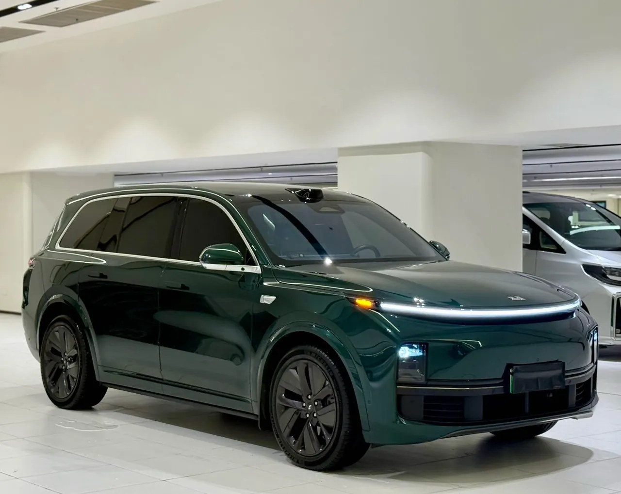 Li 2022 L9 1.5T Max Edition Automatic Gear 3