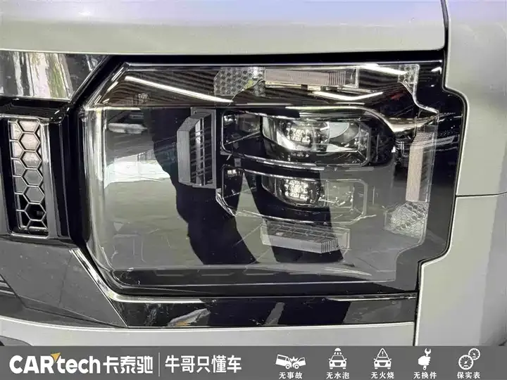 Jetour Traveler 2023 2.0T Four-wheel Drive Through PRO 11