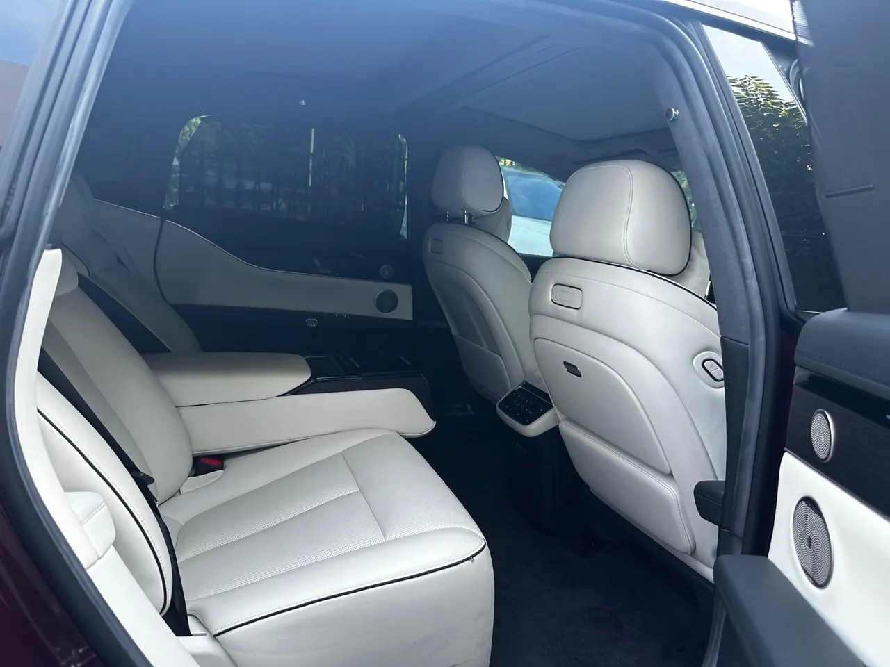 Luxeed 2024 S9 Ultra 4-wheel drive flagship automatic gear 4