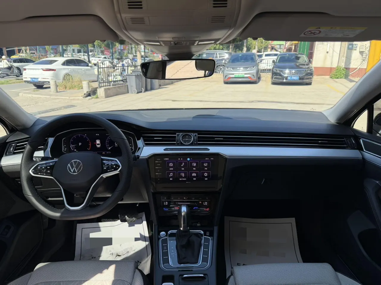 Volkswagen 2025 Magotan 2.0TSI 330TSI 2 million luxury automatic gear 5