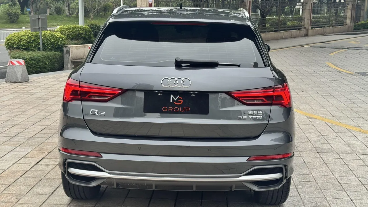 Audi 2022 Q3 1.4TFSI 35TFSI Fashion Dynamic Automatic 10