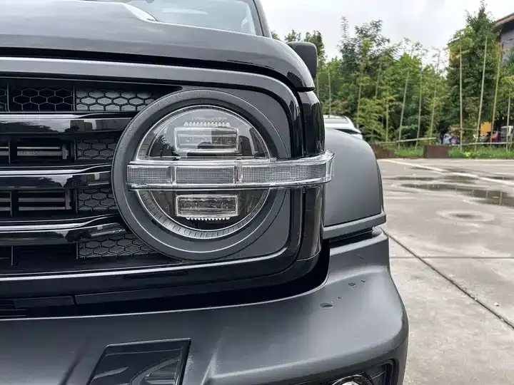 Tank 300 2023 Off-road Edition 2.0T Conqueror 8