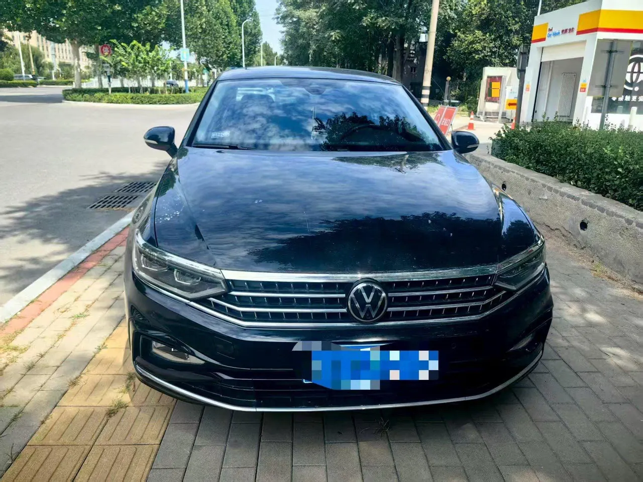 Volkswagen 2023 Magotan 2.0TSI 380TSI 2 million Commemorative Flagship Automatic Gear 2