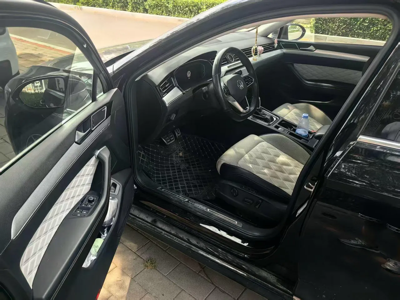 Volkswagen 2023 Magotan 2.0TSI 380TSI 2 million Commemorative Flagship Automatic Gear 6